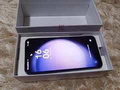 Telefon Samsung s23 memorie RAM 8 GB numar interna 256 GB aproape nou